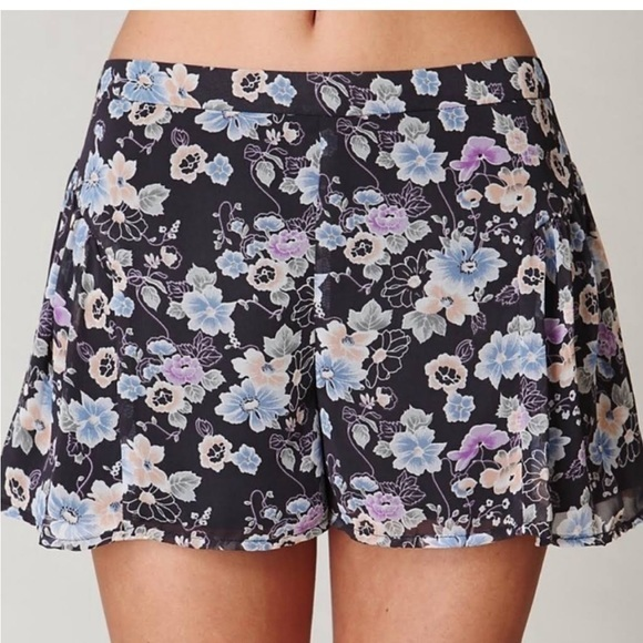 Free People Pants - Free People Floral Chiffon High Rise Lined Shorts Size 8
